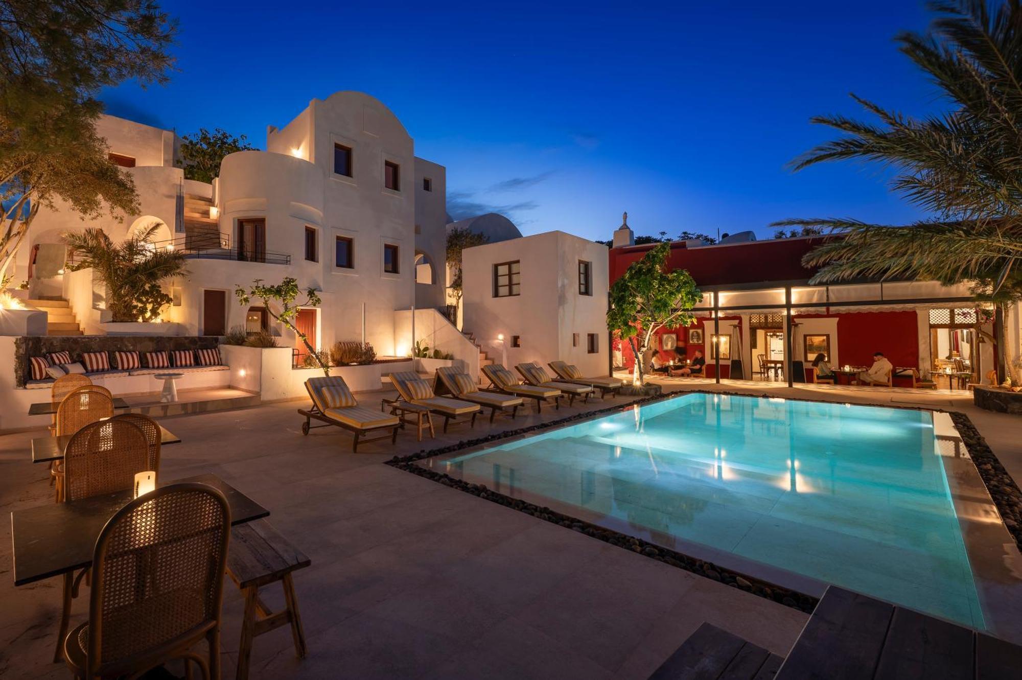 Meroviglia Boutique * Imerovigli (Santorini)